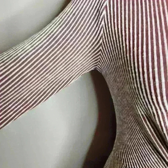 Caution to the wind women's striped peplum blouse size XS - Picture 5 of 6